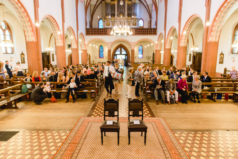 Hochzeitsfotograf in der St. Bonifatius Kirche Eimsbüttel und im Café Kaltehofe